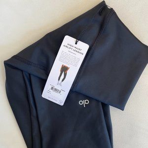 New Alo Yoga High-Waist Air Lift Leggings
